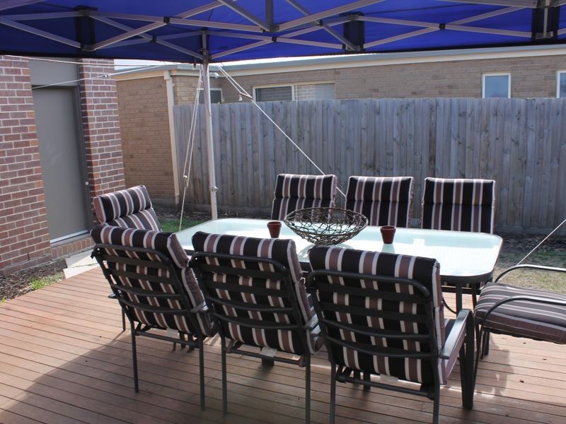 8 Messmate Terrace, Inverloch VIC 3996