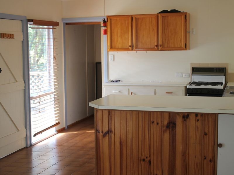 27 Abbott Street, Inverloch VIC 3996
