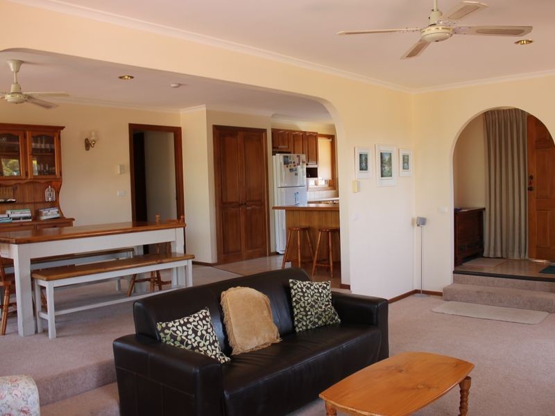 9 Cuttriss Street, Inverloch VIC 3996