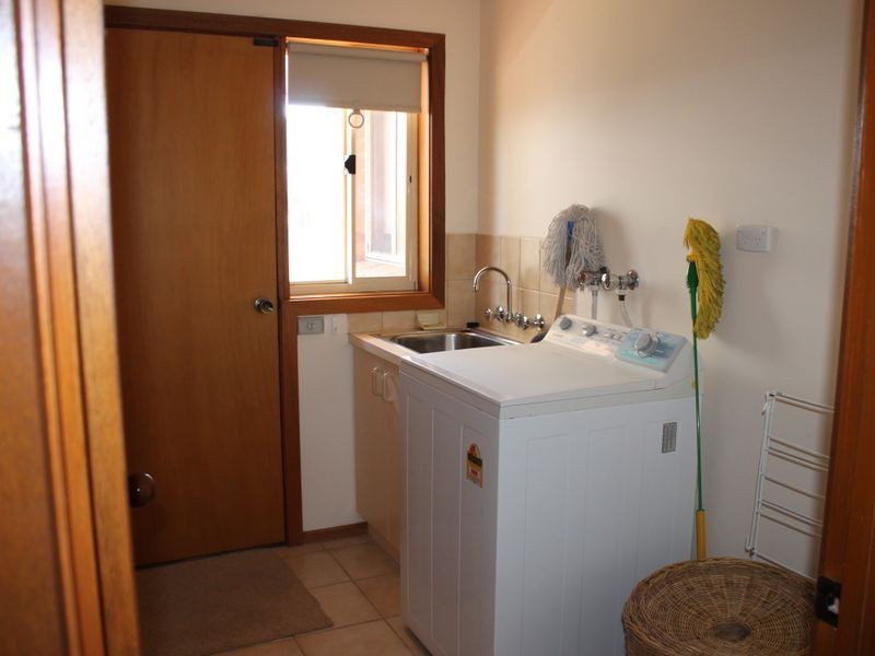 9 Cuttriss Street, Inverloch VIC 3996