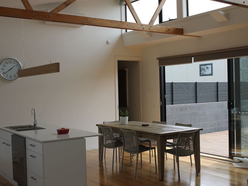 2/9 Garden Crescent, Inverloch VIC 3996