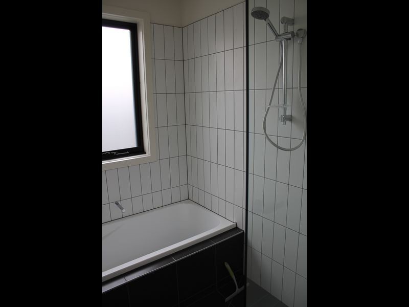 2/9 Garden Crescent, Inverloch VIC 3996