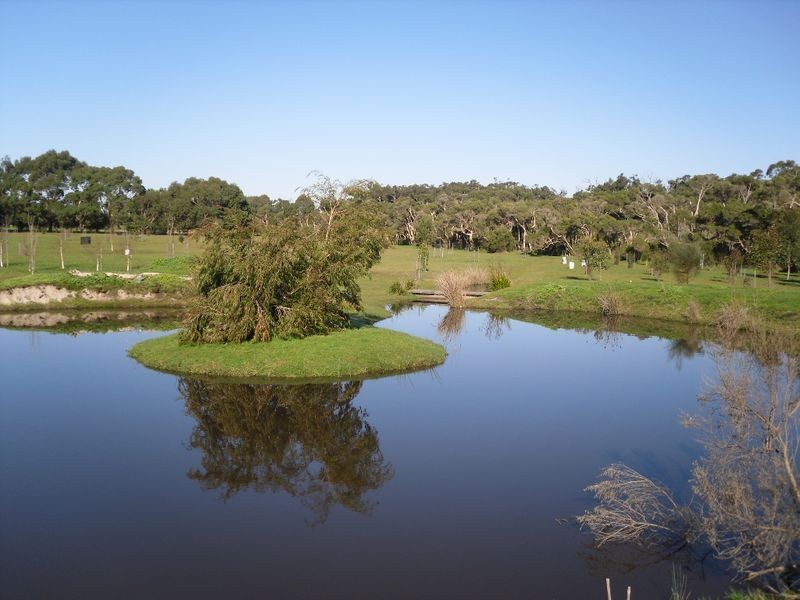 530 Lynns Road, Wattle Bank VIC 3995