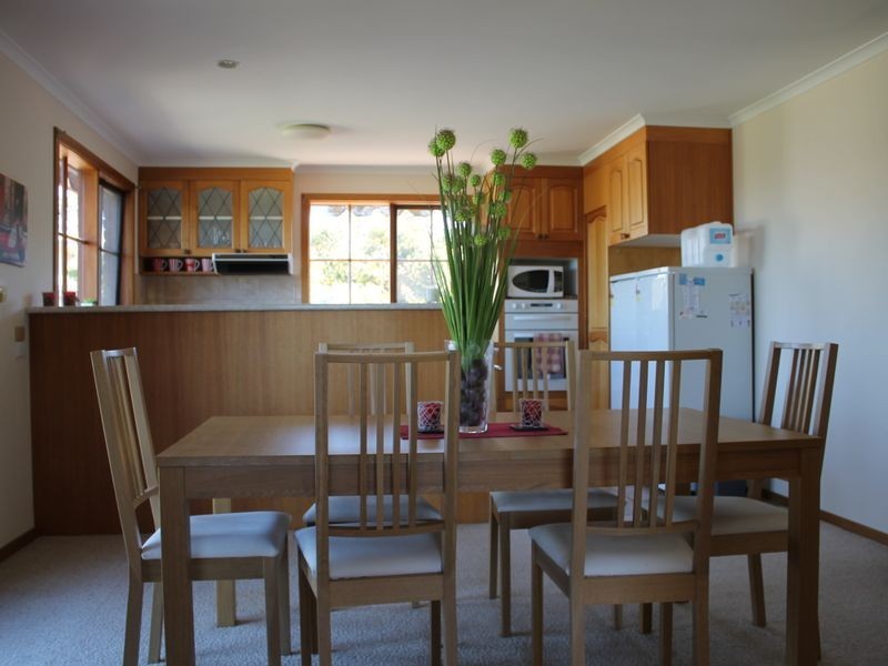 71 The Esplanade, Inverloch VIC 3996