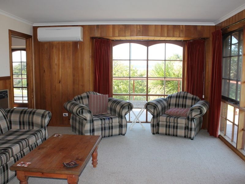 71 The Esplanade, Inverloch VIC 3996