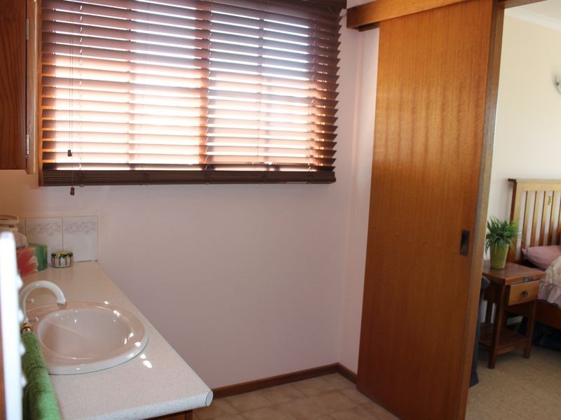 71 The Esplanade, Inverloch VIC 3996