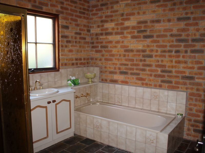 71 The Esplanade, Inverloch VIC 3996