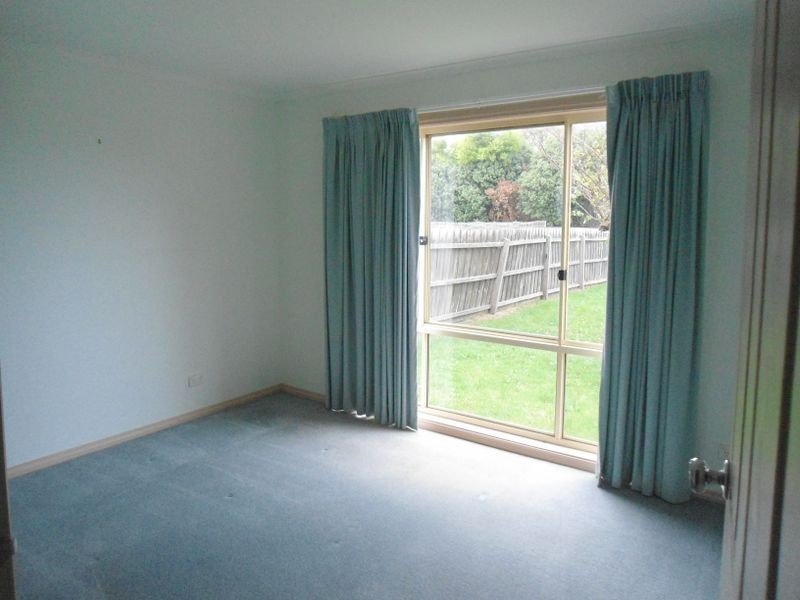 84 Toorak Road, Inverloch VIC 3996