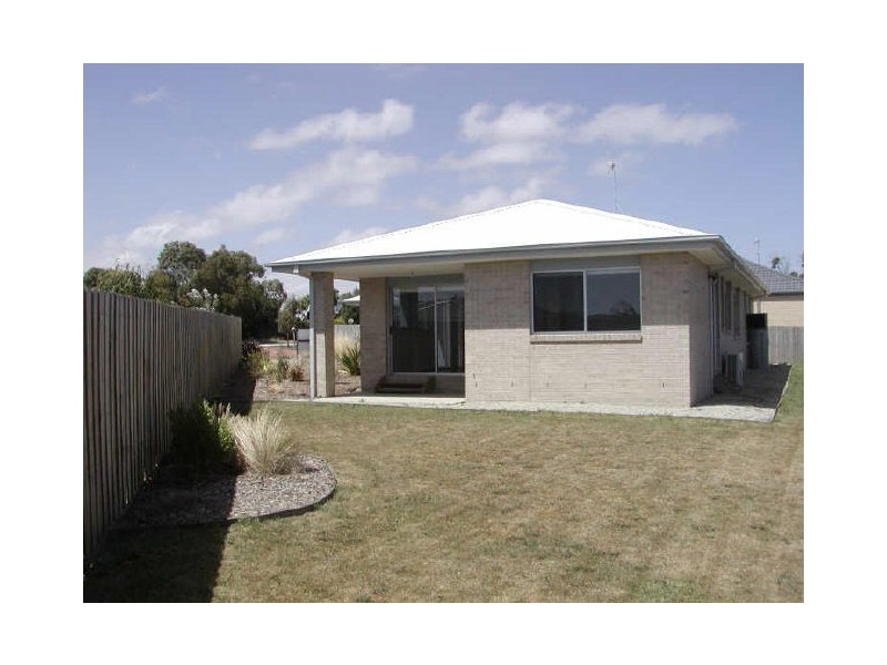 54 Tamara Crescent, Inverloch VIC 3996