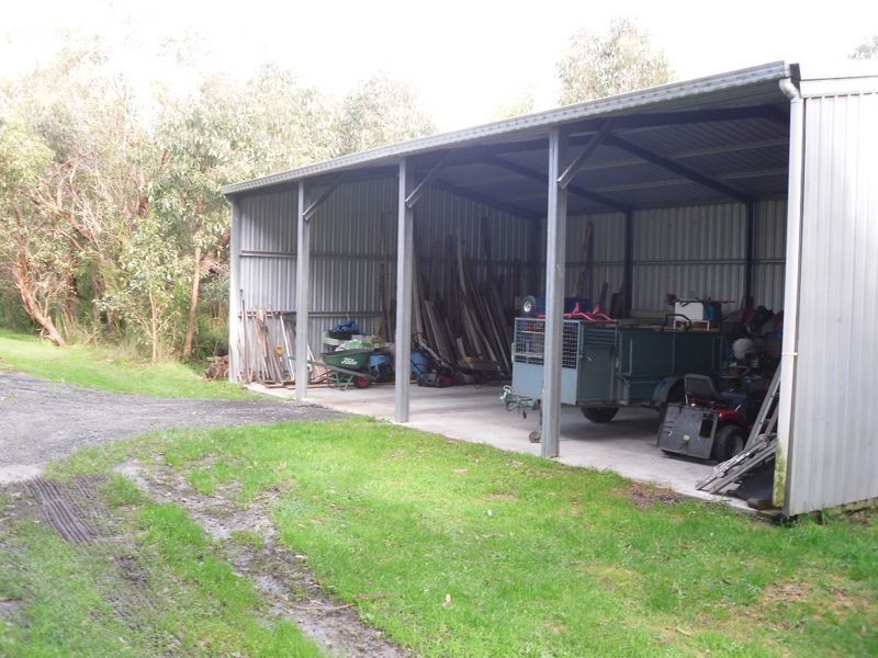 21 Oldens Road, Outtrim VIC 3951