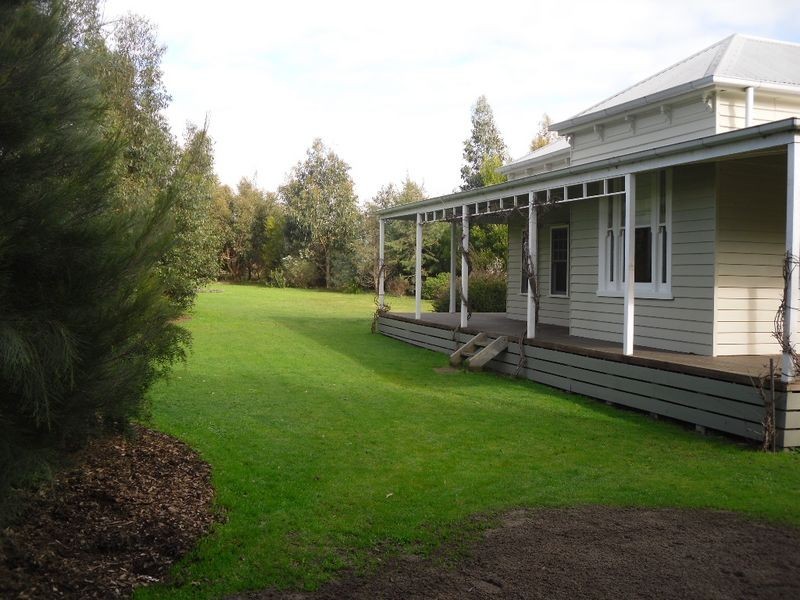 21 Oldens Road, Outtrim VIC 3951