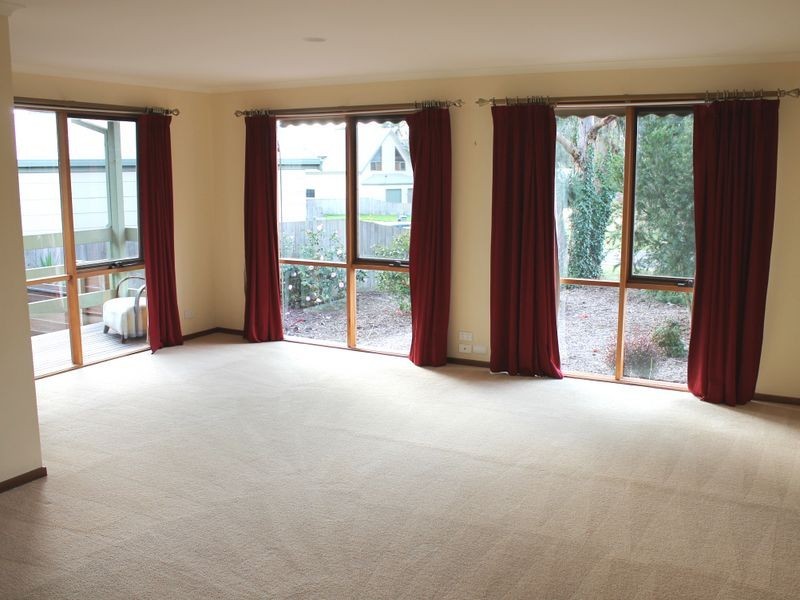 6 Alwyn Court, Inverloch VIC 3996