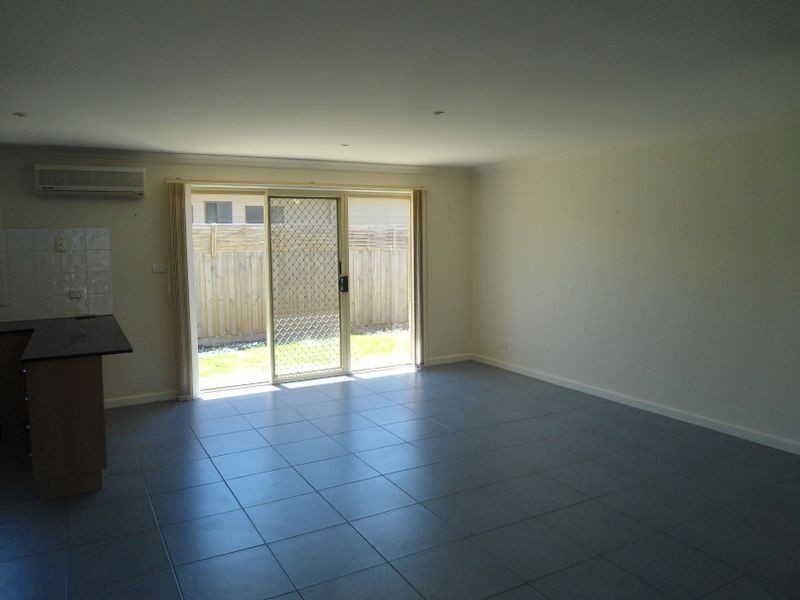 2/20 Powlett Street, Inverloch VIC 3996