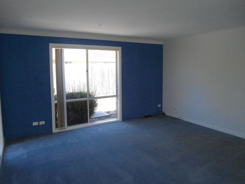 2/20 Powlett Street, Inverloch VIC 3996