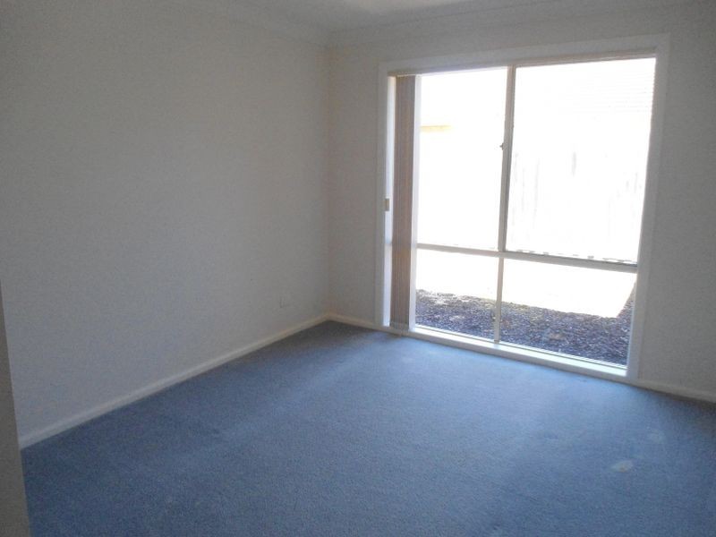 2/20 Powlett Street, Inverloch VIC 3996