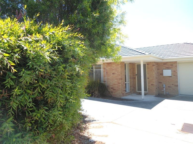 2/20 Powlett Street, Inverloch VIC 3996