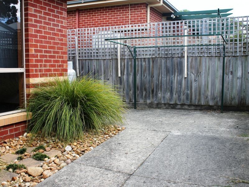 17 Sandymount Avenue, Inverloch VIC 3996