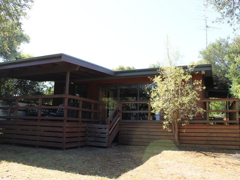 190 Surf Parade, Inverloch VIC 3996