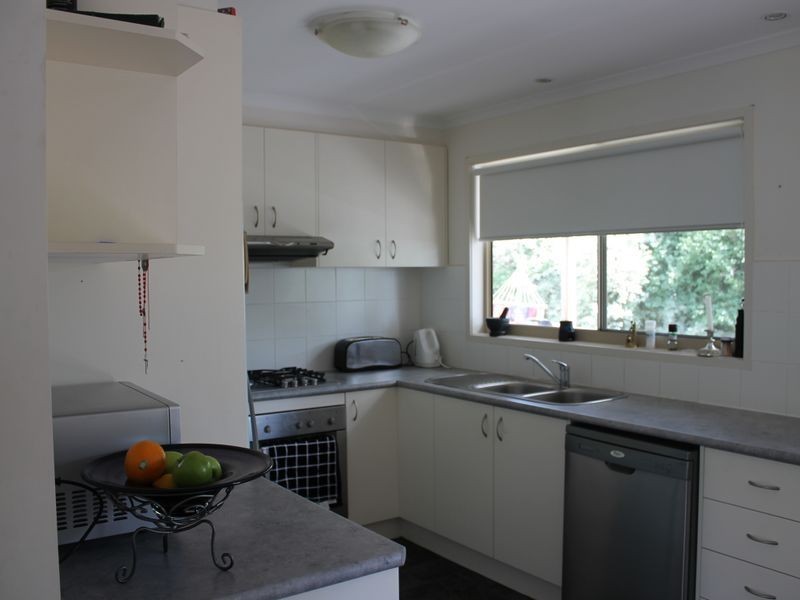 16 Katrina Street, Inverloch VIC 3996