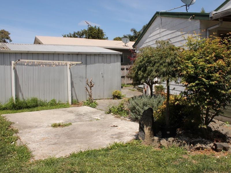 16 Katrina Street, Inverloch VIC 3996