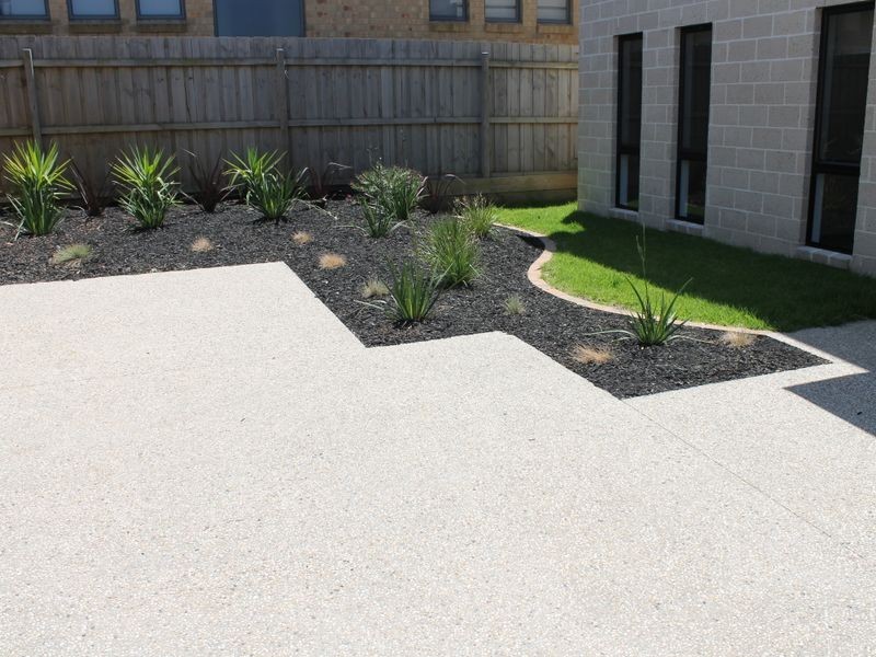2/6 Russell Street, Inverloch VIC 3996