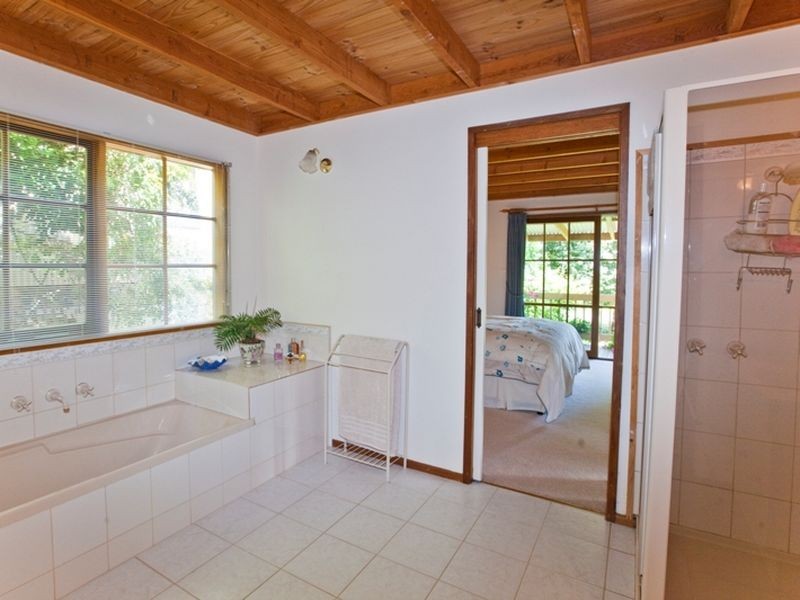 20 Lohr Avenue, Inverloch VIC 3996