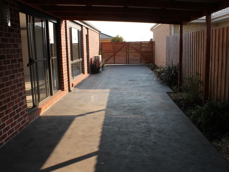 16 Lavender Place, Inverloch VIC 3996