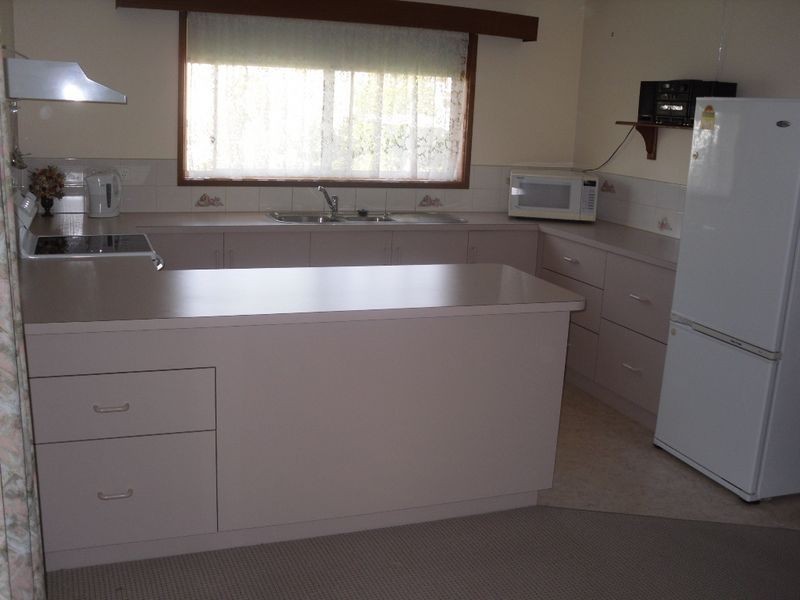 52 Sandymount Avenue, Inverloch VIC 3996