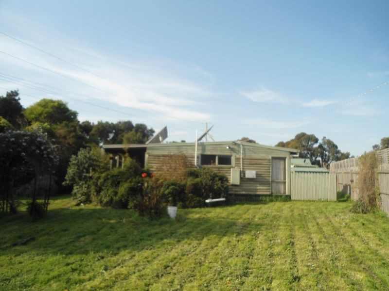 75 Wonthaggi Road, Inverloch VIC 3996