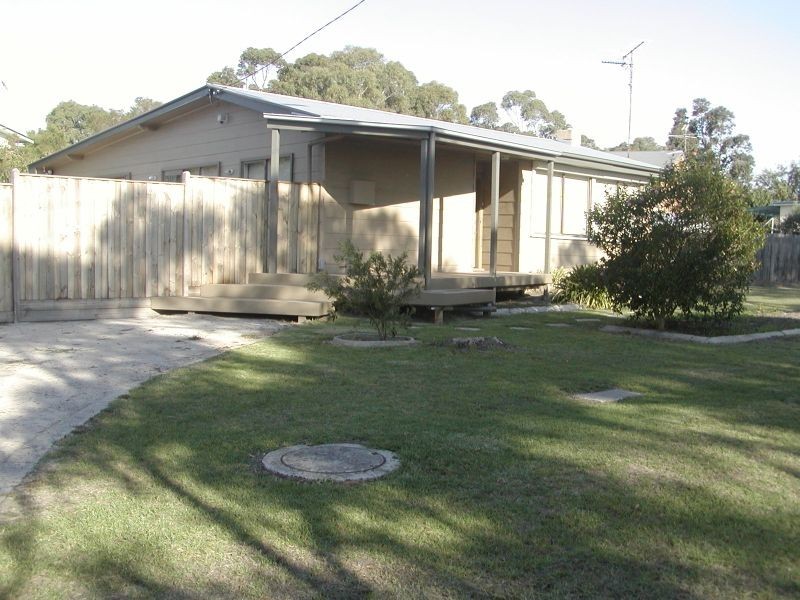 76 Williams Street, Inverloch VIC 3996