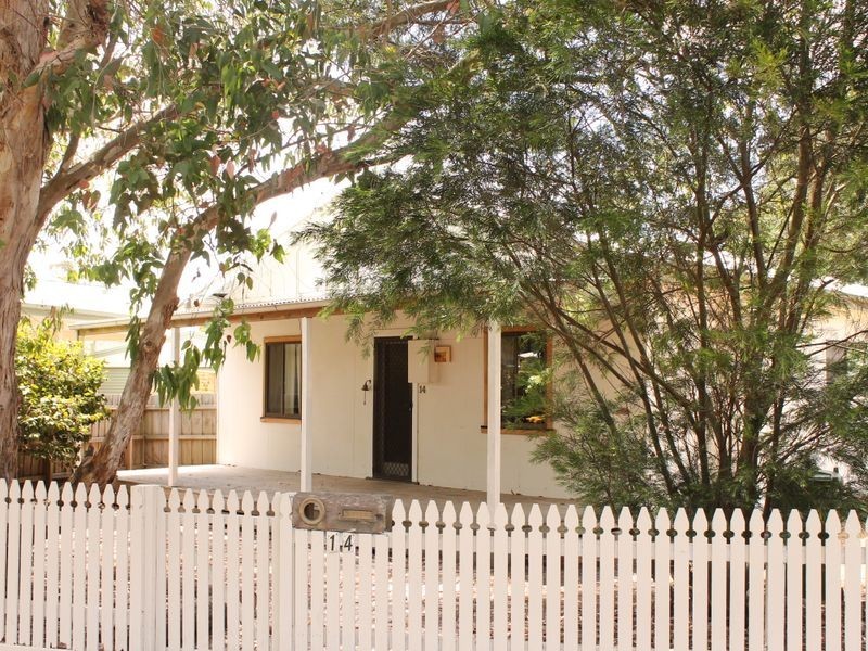 14 Stewart Avenue, Inverloch VIC 3996