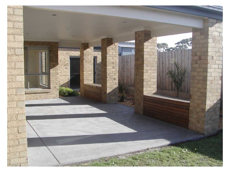 3 Endeavour Place, Inverloch VIC 3996