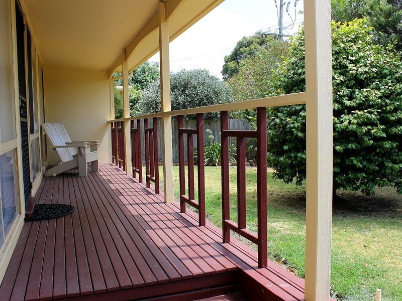 1A Stewart Avenue, Inverloch VIC 3996