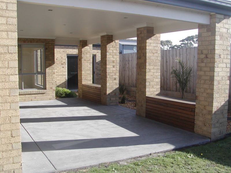 3 Endeavour Place, Inverloch VIC 3996