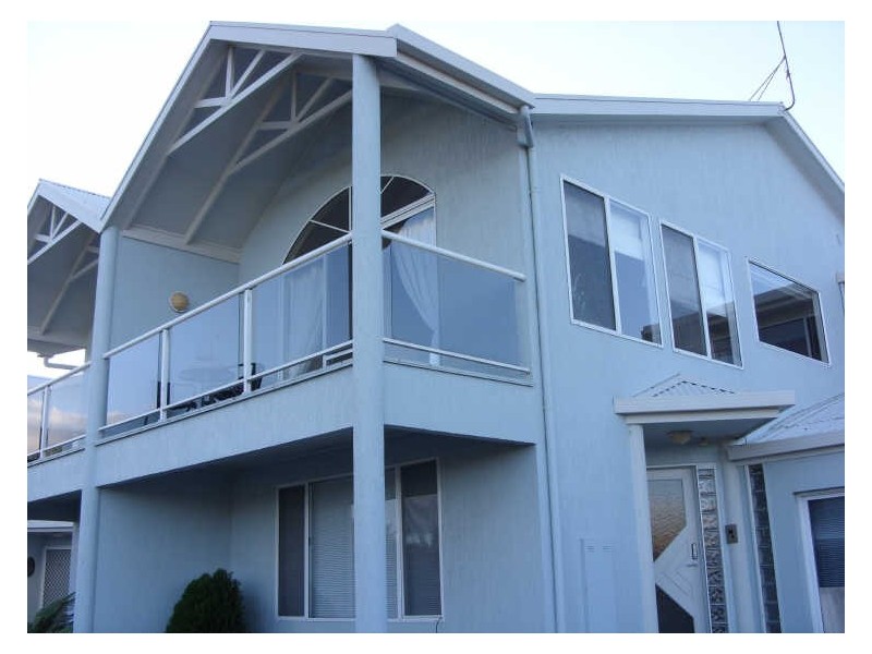 8/20 Williams Street, Inverloch VIC 3996