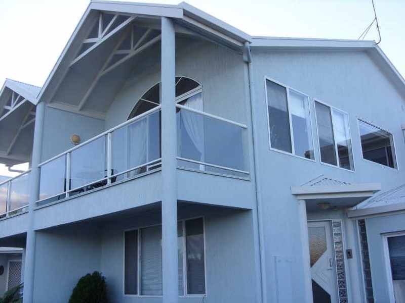 8/20 Williams Street, Inverloch VIC 3996