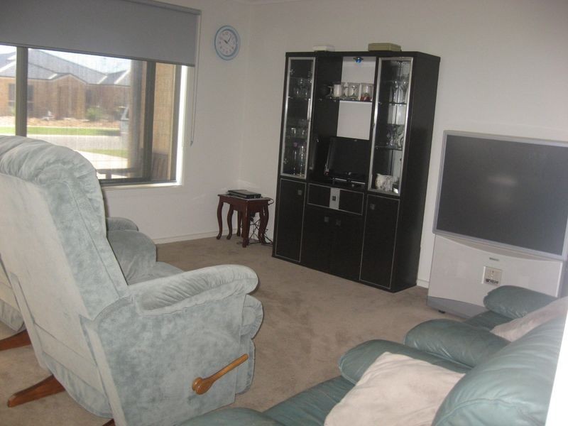 77 Meanderri Drive, Inverloch VIC 3996