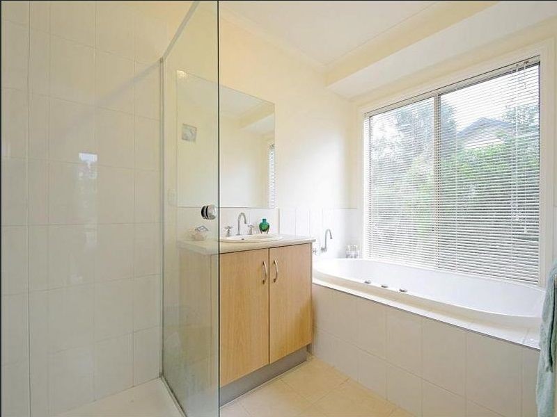 2B Nesci Court, Inverloch VIC 3996