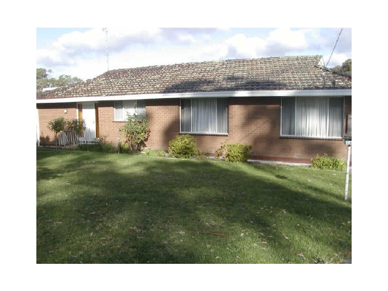 24 Venus Street, Inverloch VIC 3996