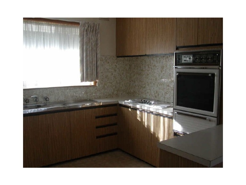 24 Venus Street, Inverloch VIC 3996