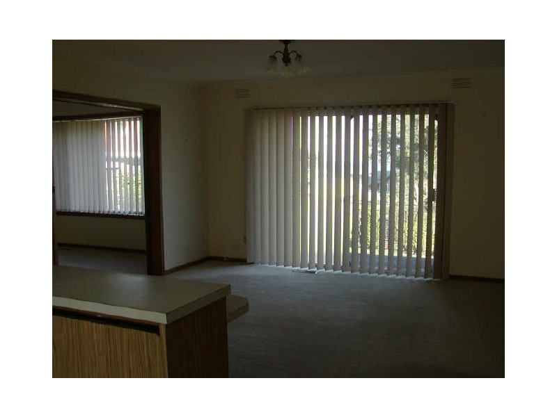 24 Venus Street, Inverloch VIC 3996