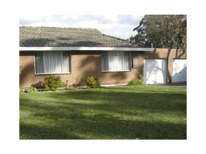 24 Venus Street, Inverloch VIC 3996