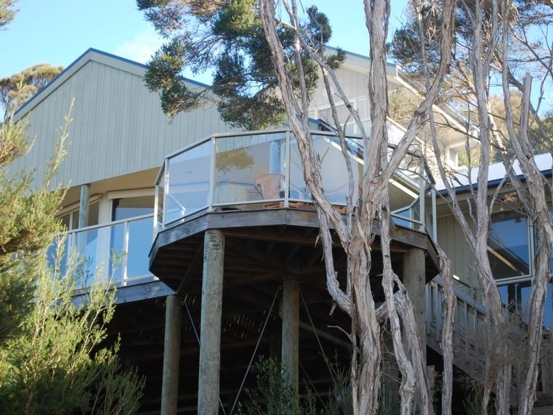21 Bayside Drive, Walkerville VIC 3956