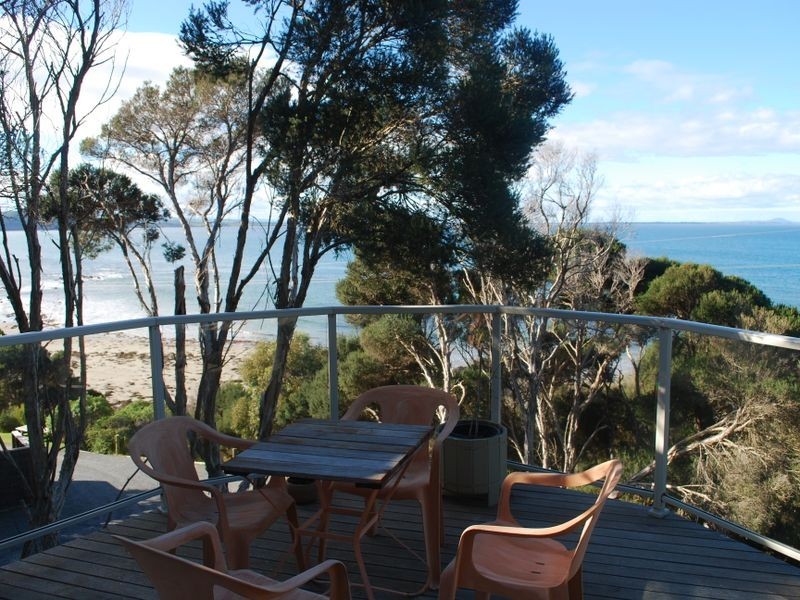 21 Bayside Drive, Walkerville VIC 3956