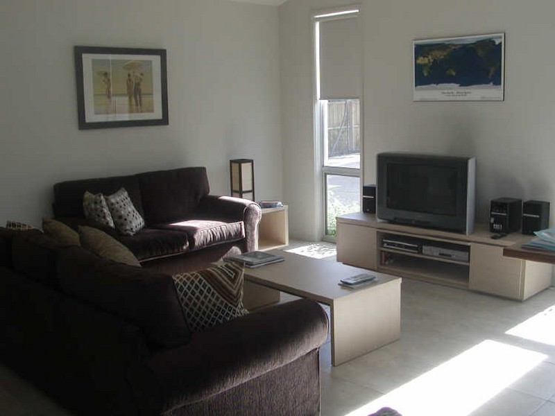 2/9 Park Street, Inverloch VIC 3996