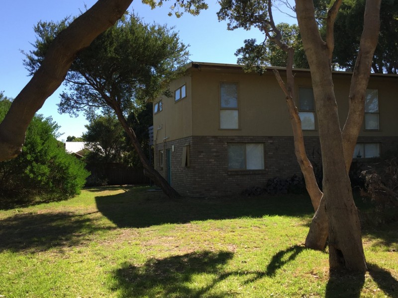 97-99 Lohr Avenue, Inverloch VIC 3996