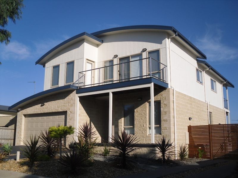 9 Regatta Place, Inverloch VIC 3996