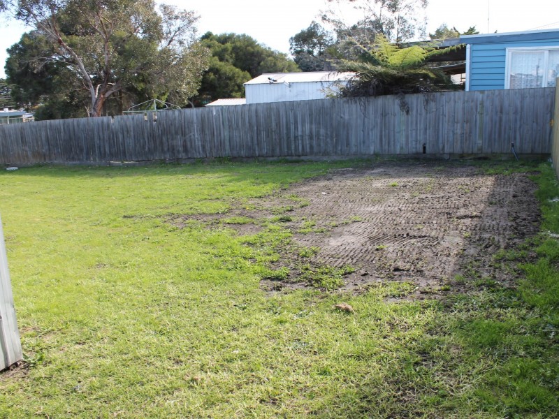 16 Murray Street, Inverloch VIC 3996
