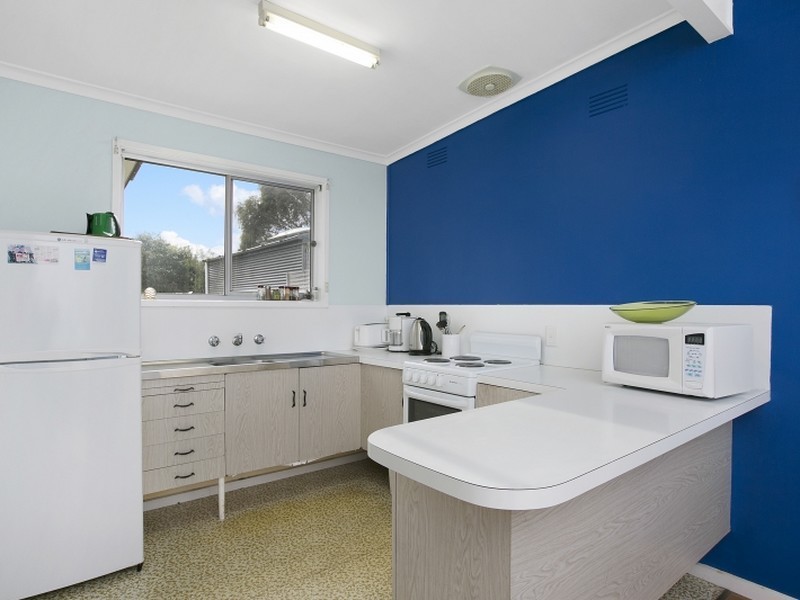 21 Pier Road, Inverloch VIC 3996