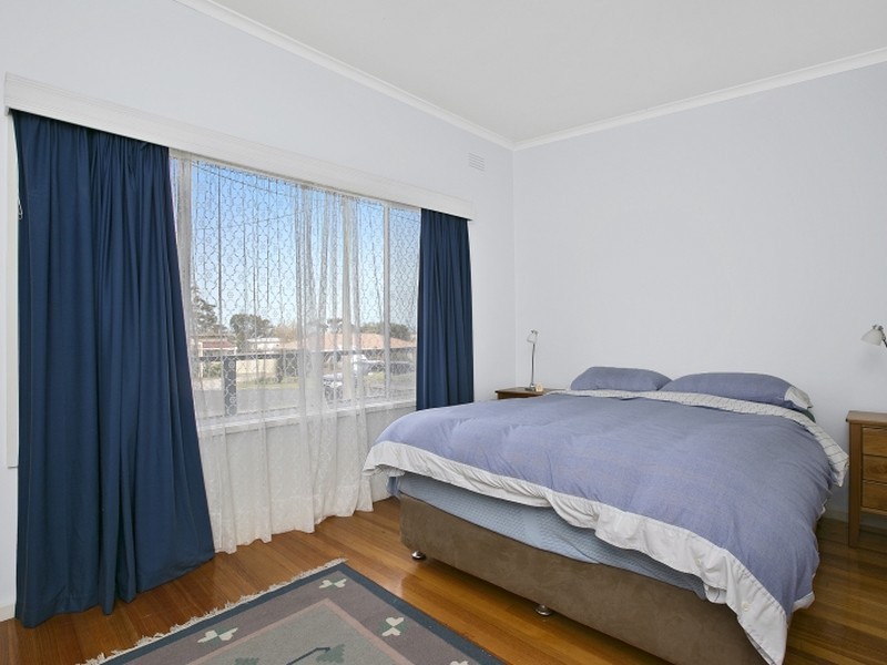 21 Pier Road, Inverloch VIC 3996